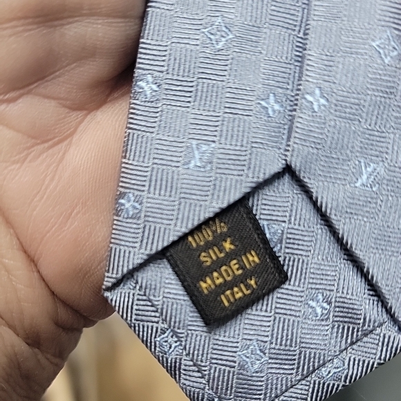 NWT Louis Vuitton silk Tie - Picture 3 of 9